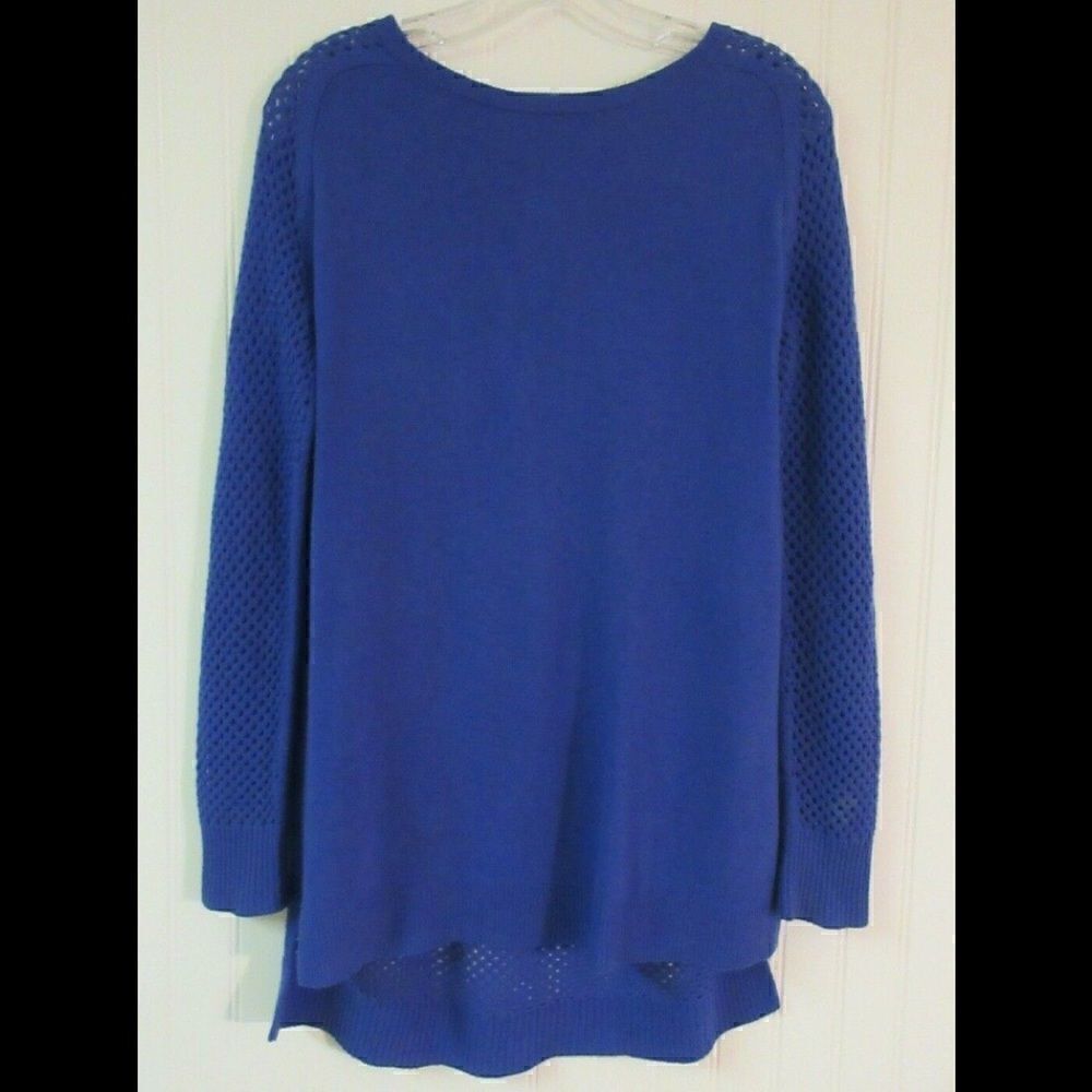Theory pullover sweater blue w loose knit back Small